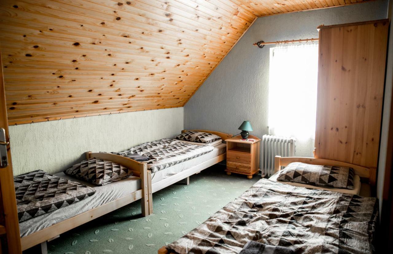 Отель Berger Pince-Vendeghaz, Hajosi Pincek Экстерьер фото